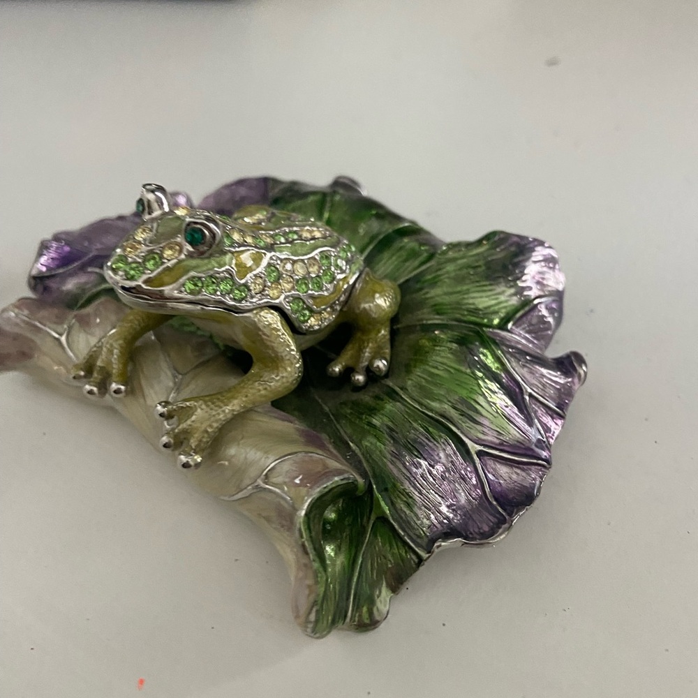 Green/Purple Frog Trinket Box
